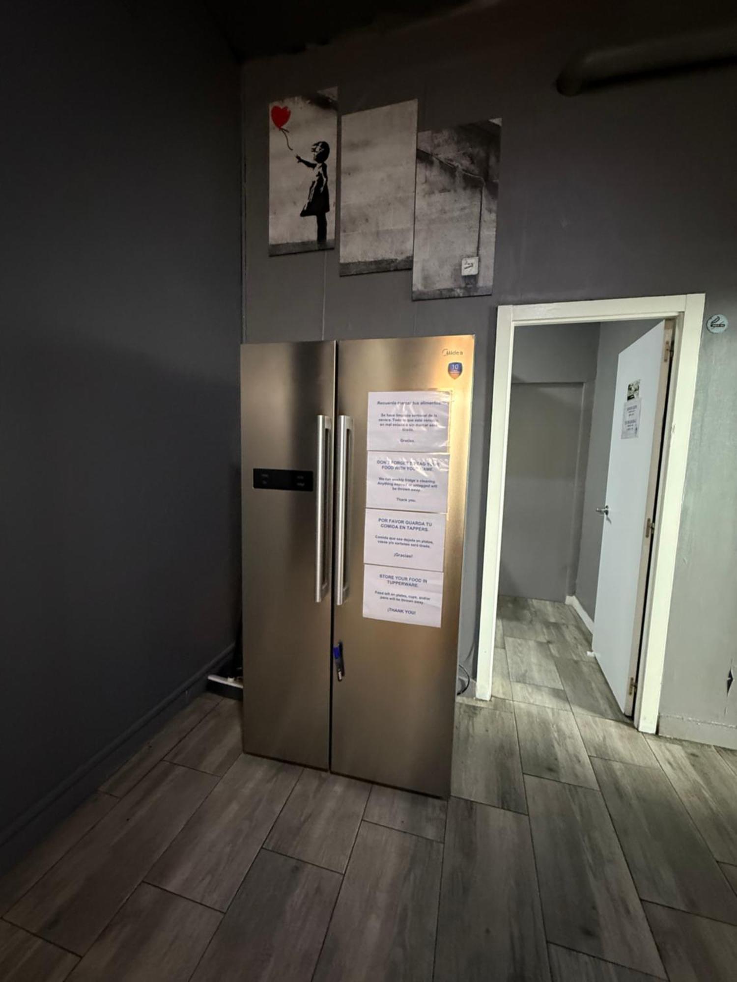 Hostel Rio Мадрид Екстериор снимка