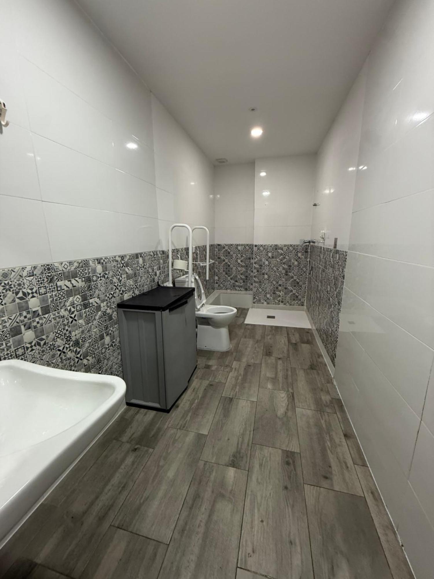 Hostel Rio Мадрид Екстериор снимка