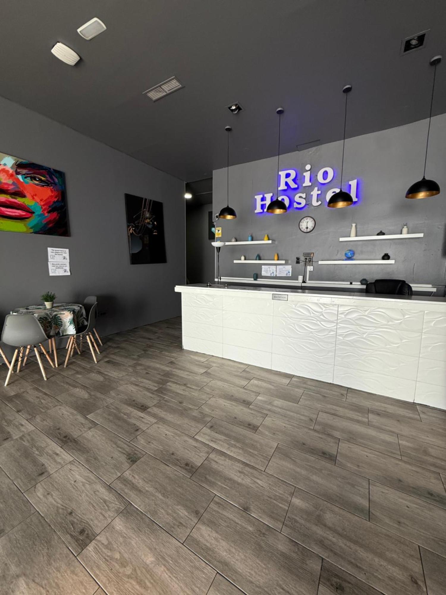 Hostel Rio Мадрид Екстериор снимка