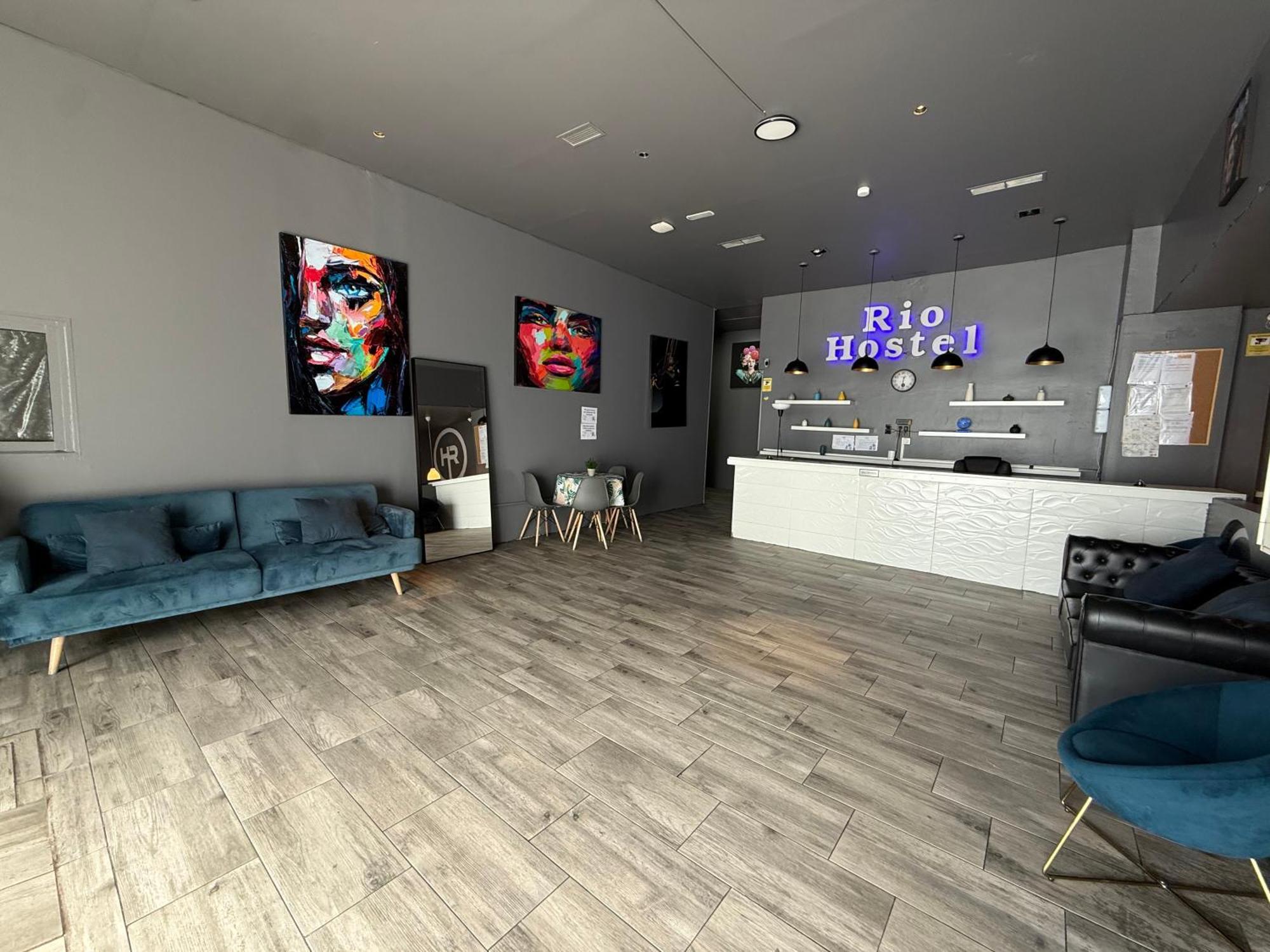 Hostel Rio Мадрид Екстериор снимка